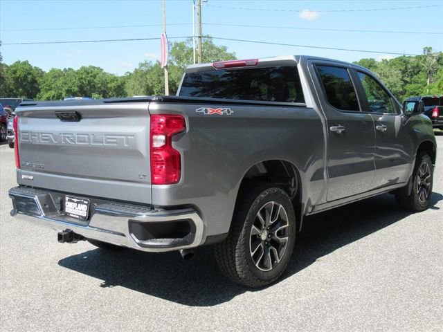 Used 2024 Chevrolet Silverado 1500 LT AWD/4WD image 7