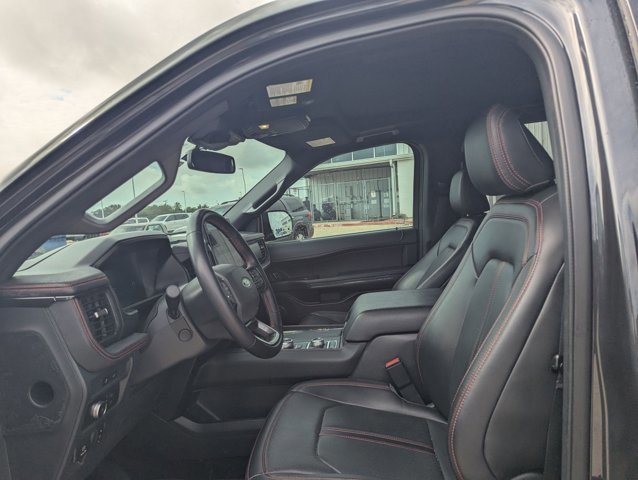 Used 2022 Ford Expedition Max Limited AWD/4WD image 13