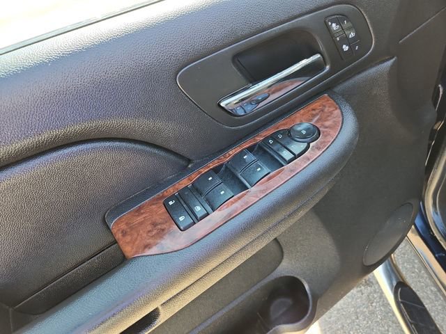 Used 2008 Chevrolet Silverado 1500 LTZ w/ Suspension Package, Off-Road image 19