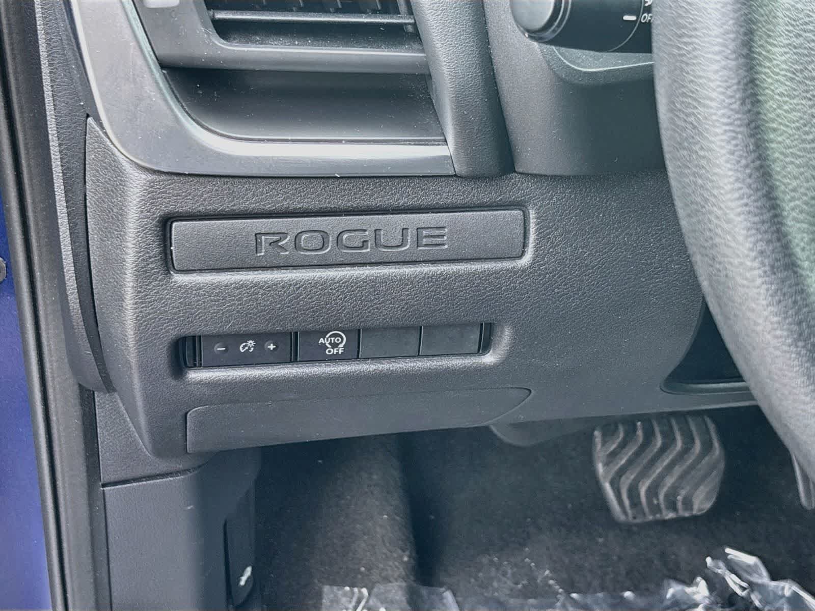 Used 2023 Nissan Rogue S FWD image 10