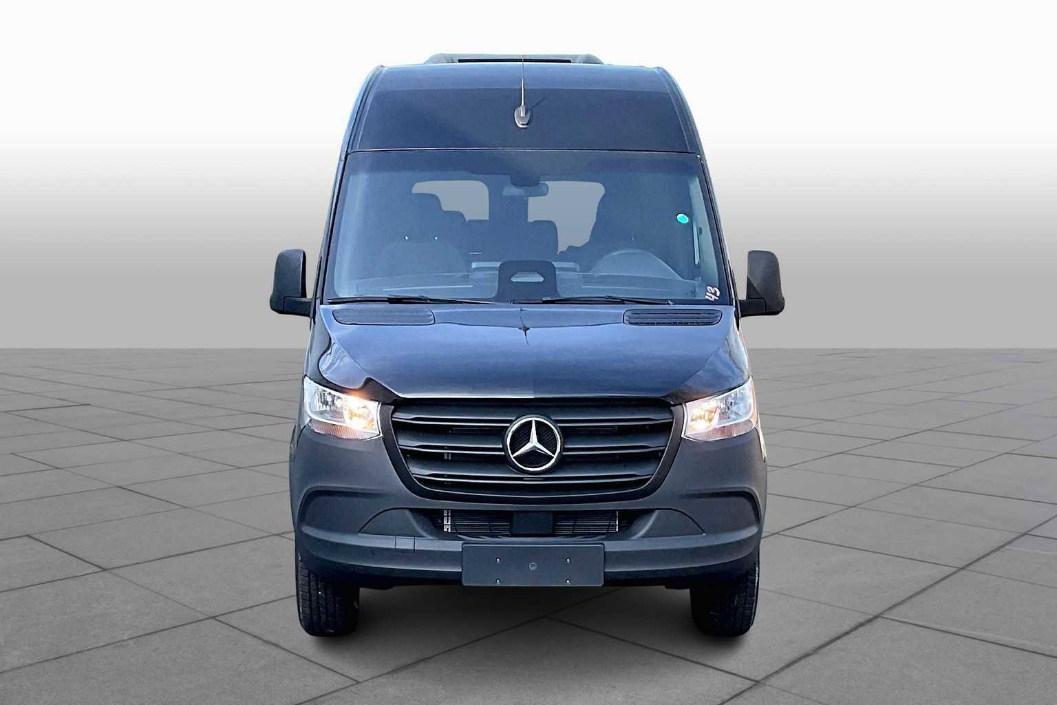 New 2025 Mercedes-Benz Sprinter 2500 image 3