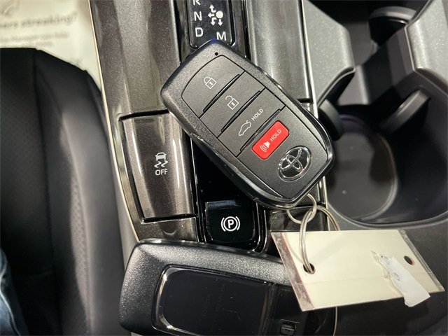 New 2026 Toyota Crown Platinum image 21