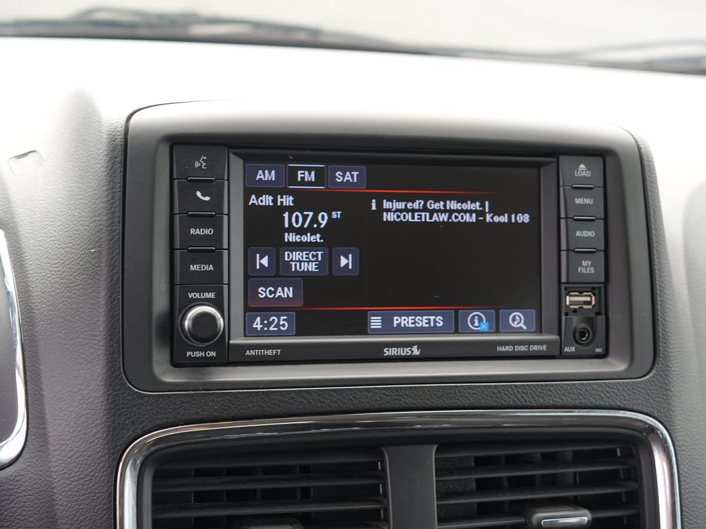 Used 2018 Dodge Grand Caravan SE w/ UConnect Hands-Free Group FWD image 21