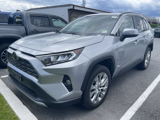 Certified 2019 Toyota RAV4 Limited w/ Cold Weather Package AWD/4WD image 10
