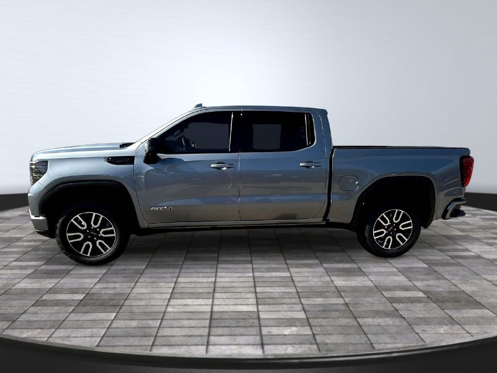 Used 2026 GMC Sierra 1500 AT4 w/ AT4 Premium Package AWD/4WD image 4