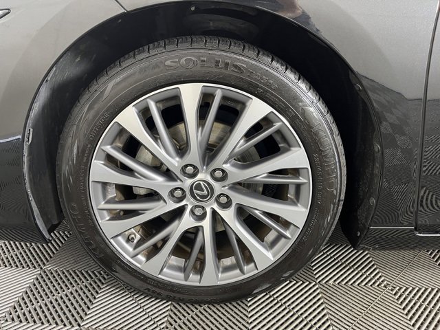 Used 2020 Lexus ES 350 w/ Premium Package image 12