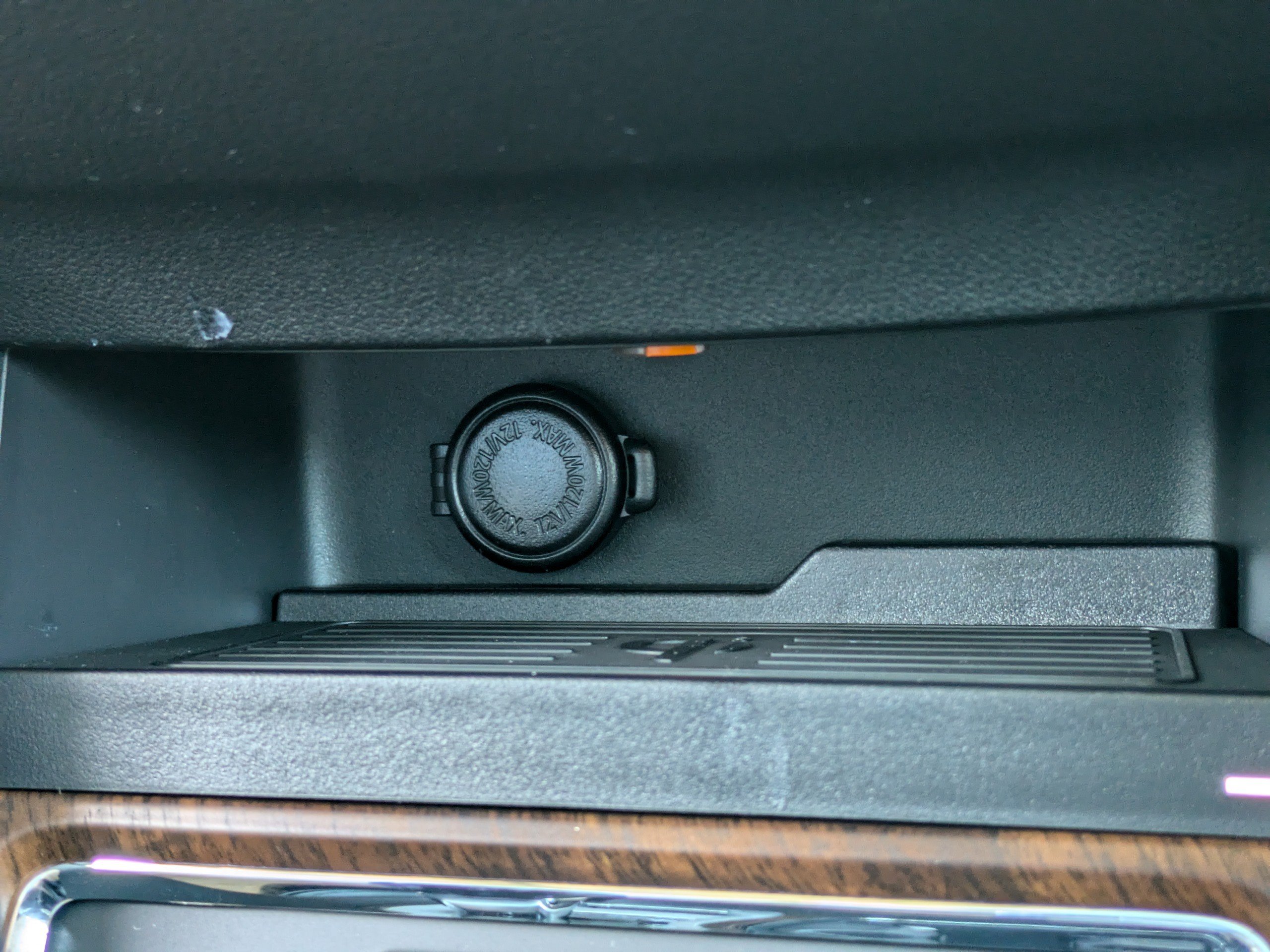 New 2025 Subaru Ascent Touring image 32