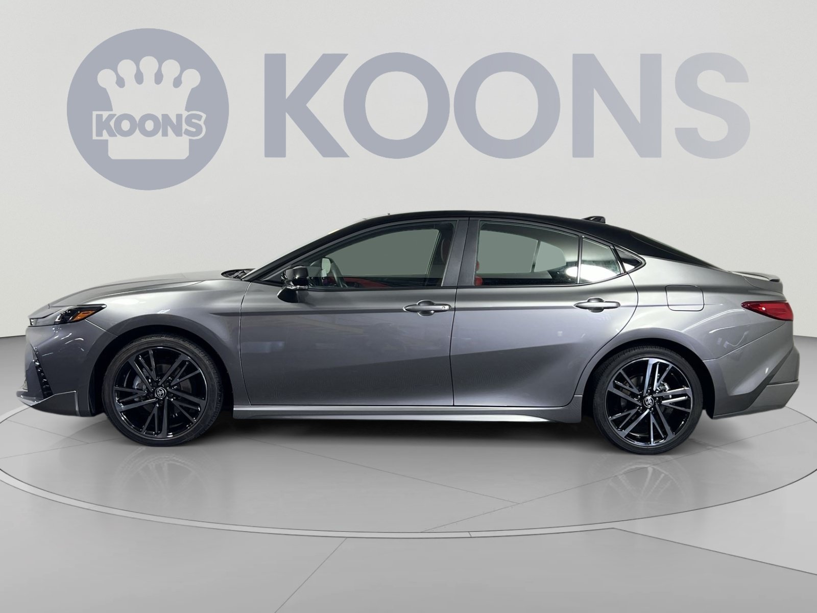 Used 2026 Toyota Camry XSE FWD image 7