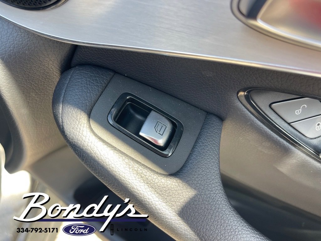 Used 2021 Mercedes-Benz GLC 300 image 23