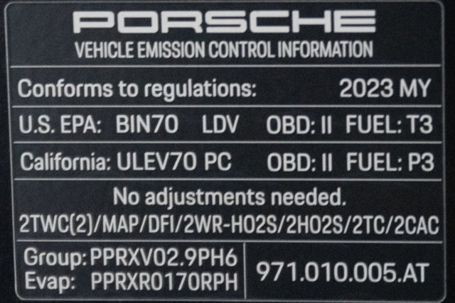 Used 2023 Porsche Panamera 4S Executive image 48