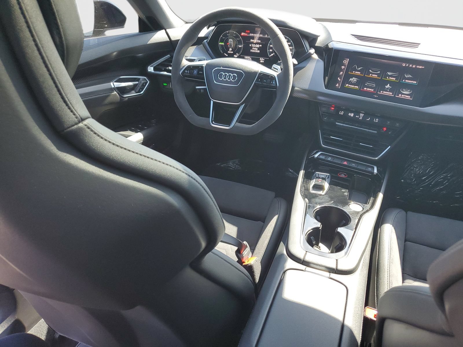 Used 2023 Audi e-tron GT Premium Plus w/ Performance Package AWD/4WD image 11