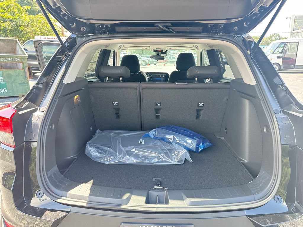New 2026 Chevrolet TrailBlazer LT w/ LT Cold Weather Package FWD image 33