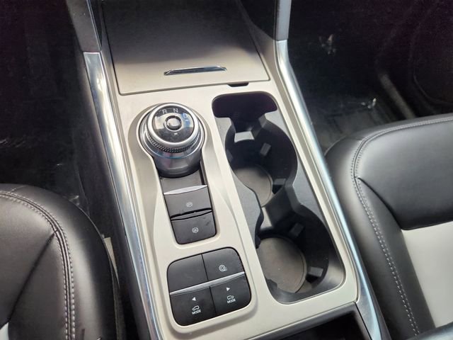 Used 2023 Ford Explorer XLT w/ Equipment Group 202A image 16