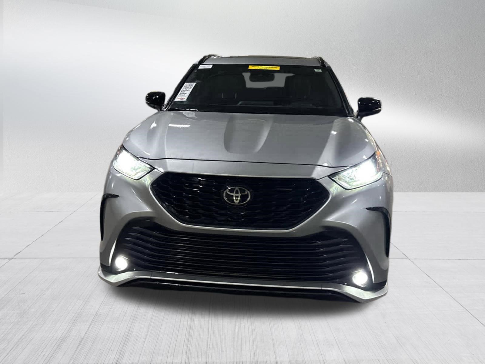 Used 2025 Toyota Highlander XSE image 7