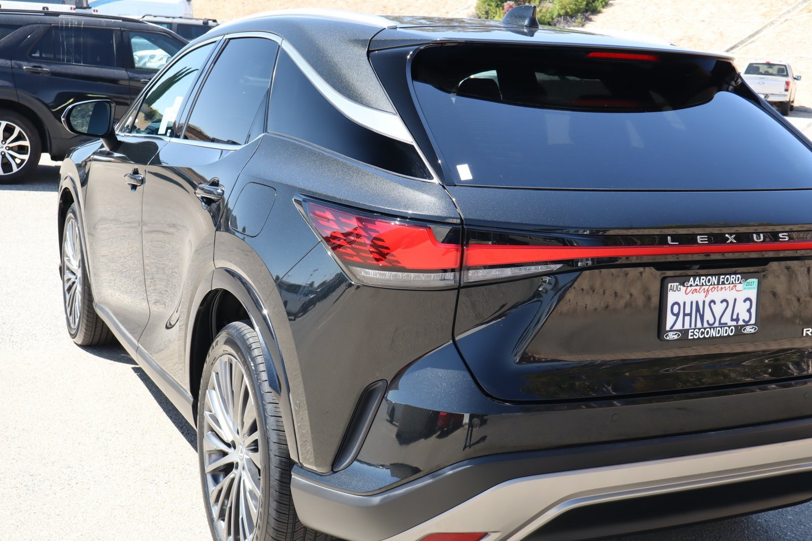 Used 2023 Lexus RX 350 FWD w/ Cold Area Package image 16