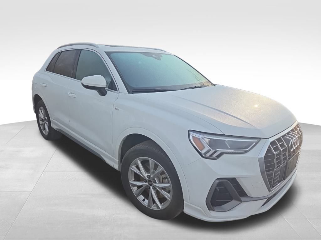 Used 2025 Audi Q3 2.0T Premium image 4