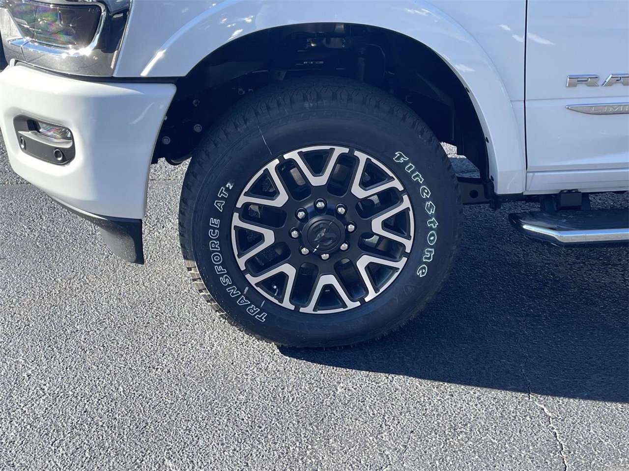 New 2026 RAM 3500 Limited image 32