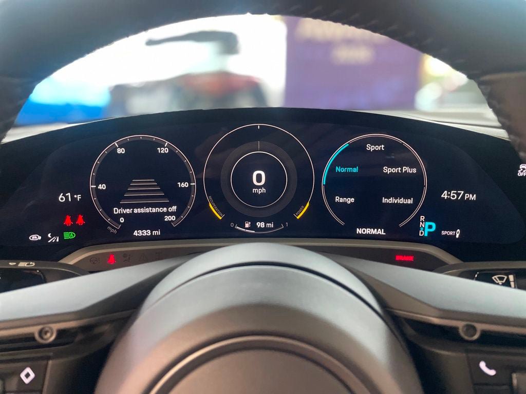 Used 2020 Porsche Taycan Turbo S AWD/4WD image 24