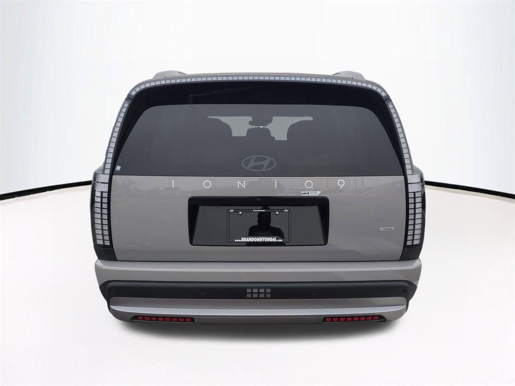 New 2026 Hyundai Ioniq 9 SE image 6