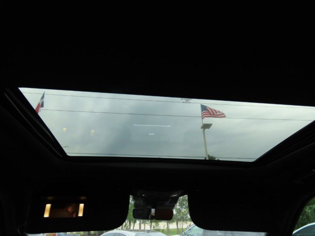 Used 2021 Lincoln Navigator Reserve w/ Luxury Package image 19