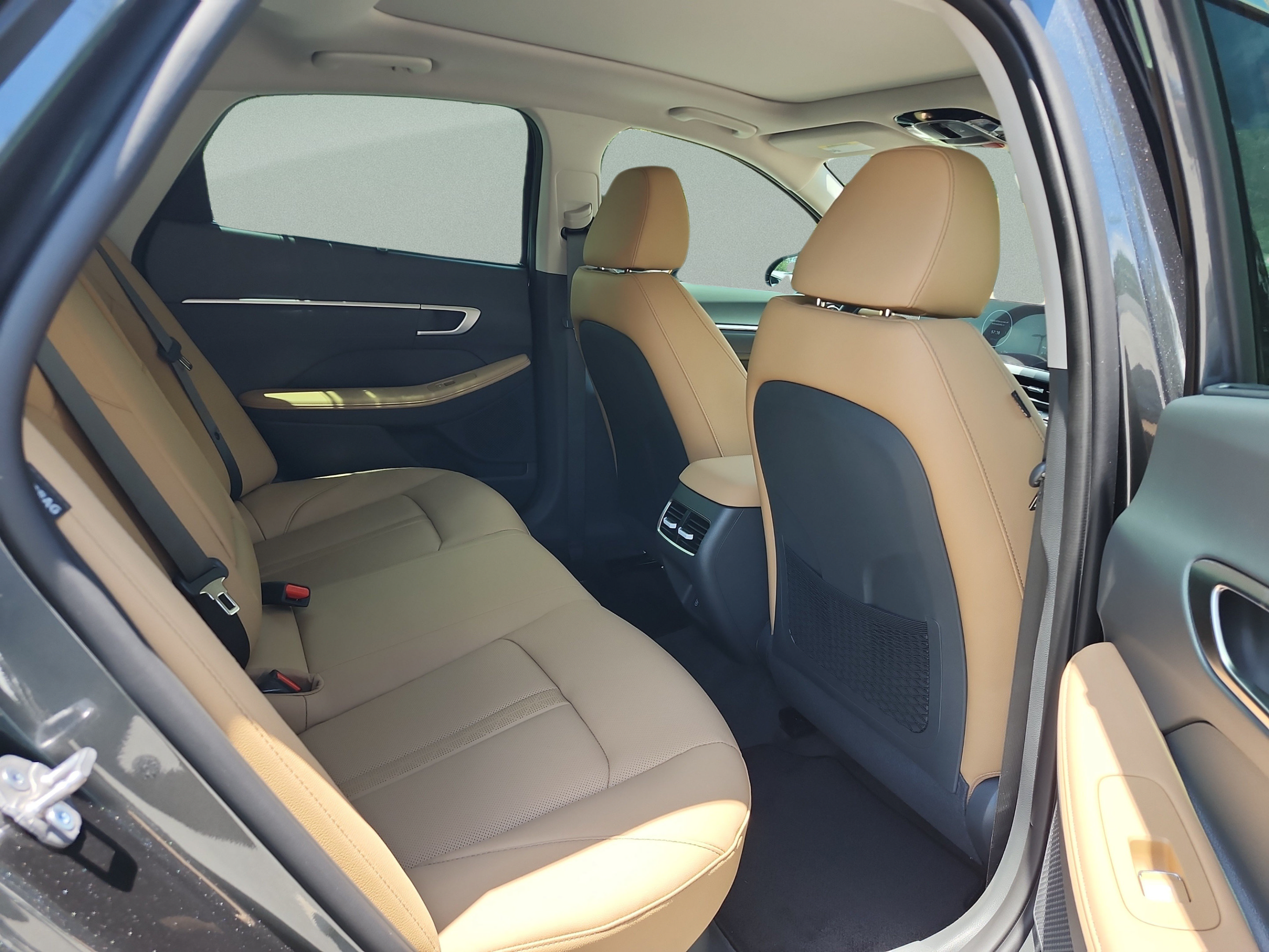New 2026 Hyundai Sonata Limited FWD image 18