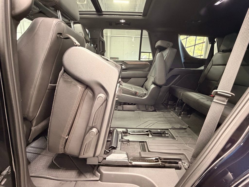 Used 2023 Chevrolet Tahoe High Country image 21