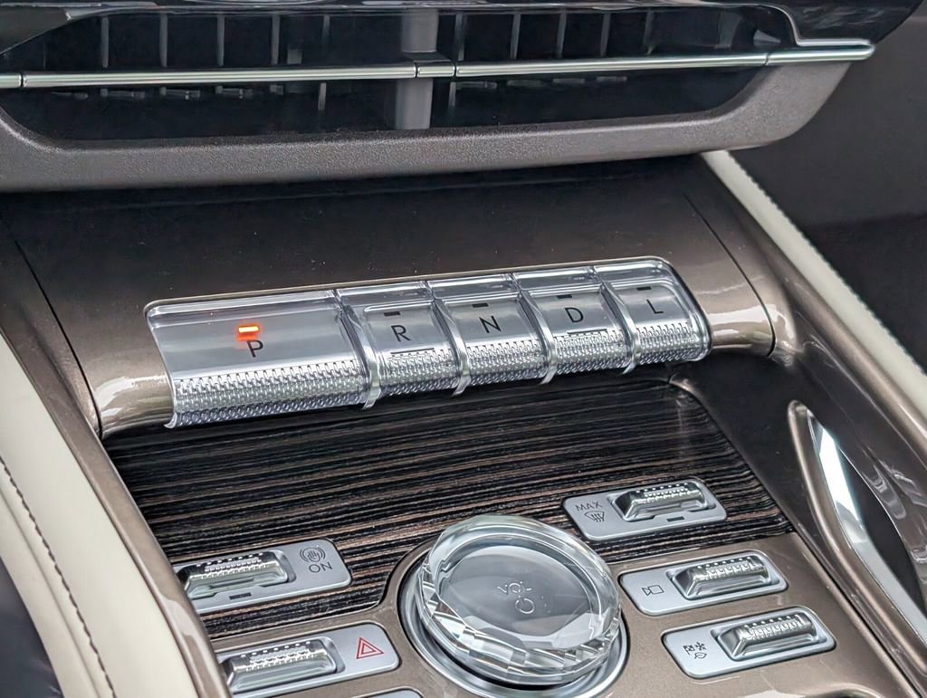 New 2026 Lincoln Nautilus Black Label AWD/4WD image 19