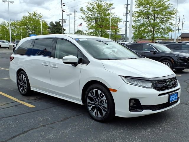 Certified 2026 Honda Odyssey Elite image 3