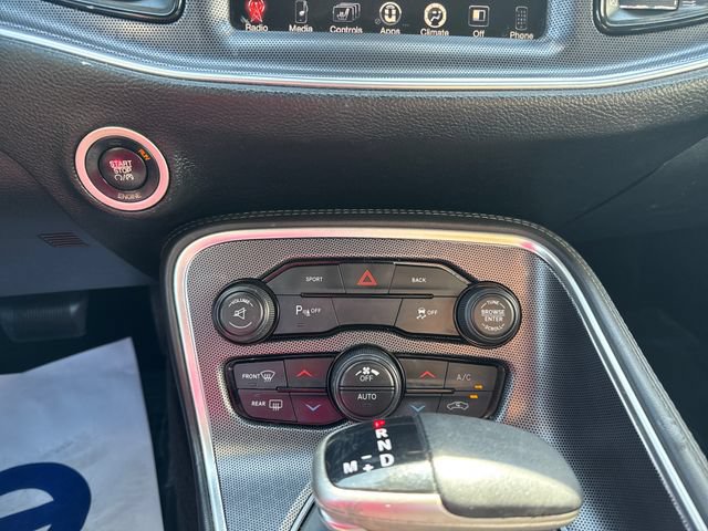 Used 2015 Dodge Challenger SXT Plus RWD image 23