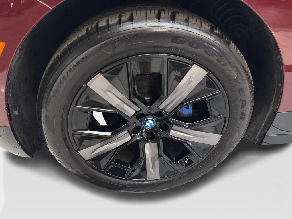 Used 2024 BMW iX xDrive50 w/ Premium Package AWD/4WD image 84