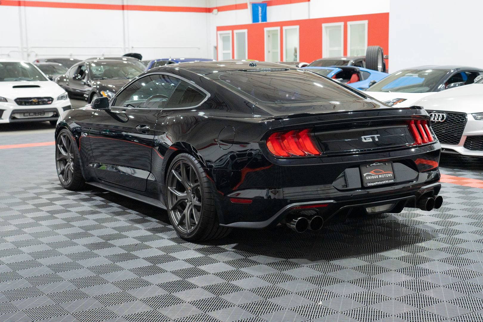 Used 2018 Ford Mustang GT Premium w/ Enhanced Security Package RWD image 4