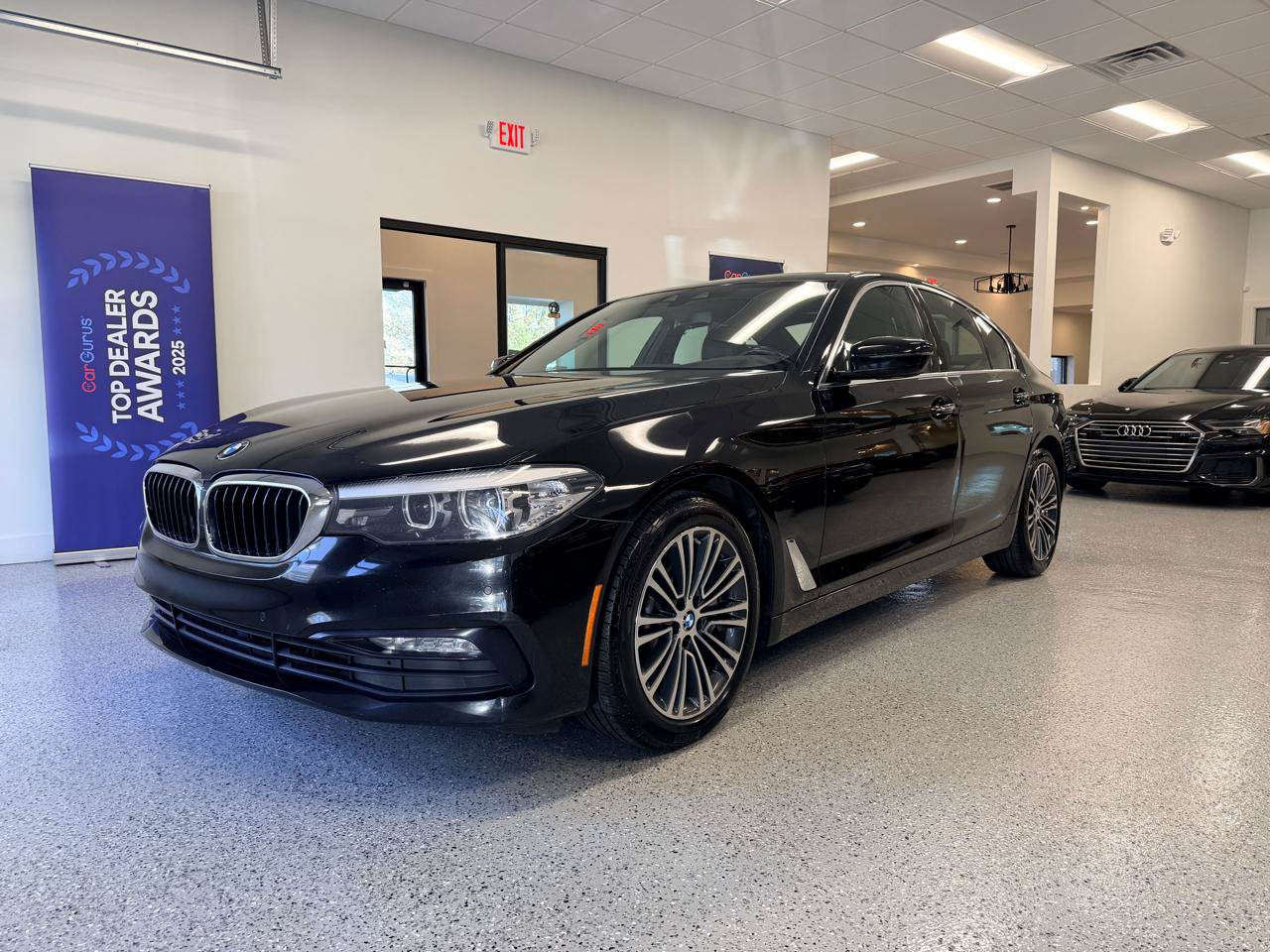 Used 2018 BMW 530i RWD image 4