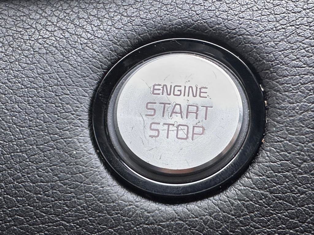 Used 2020 Kia Stinger GT image 22