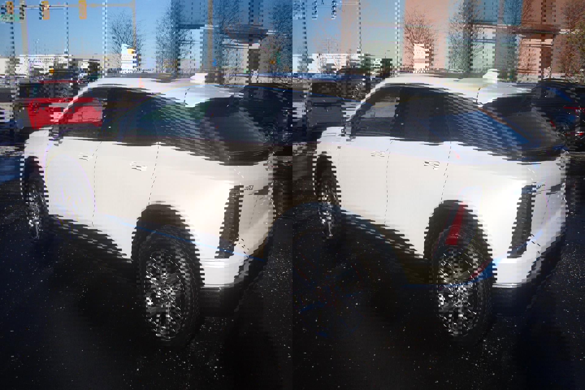 Used 2025 Cadillac Optiq Luxury 2 w/ LPO, Floor Liner Package image 6