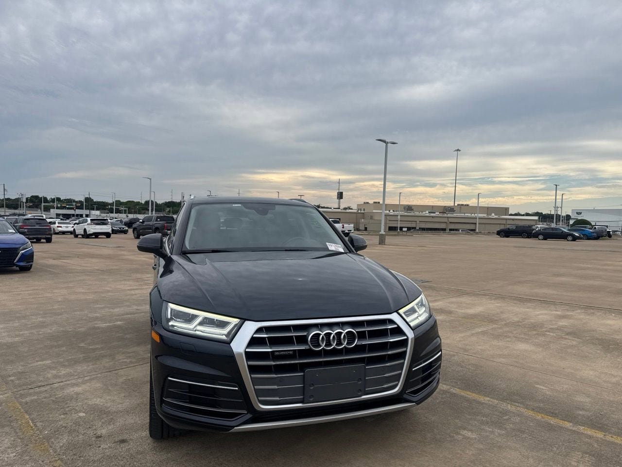 Used 2018 Audi Q5 2.0T Premium Plus AWD/4WD image 3