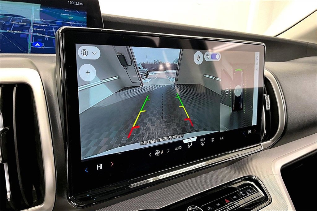 Used 2025 Ford Expedition Max Active image 21