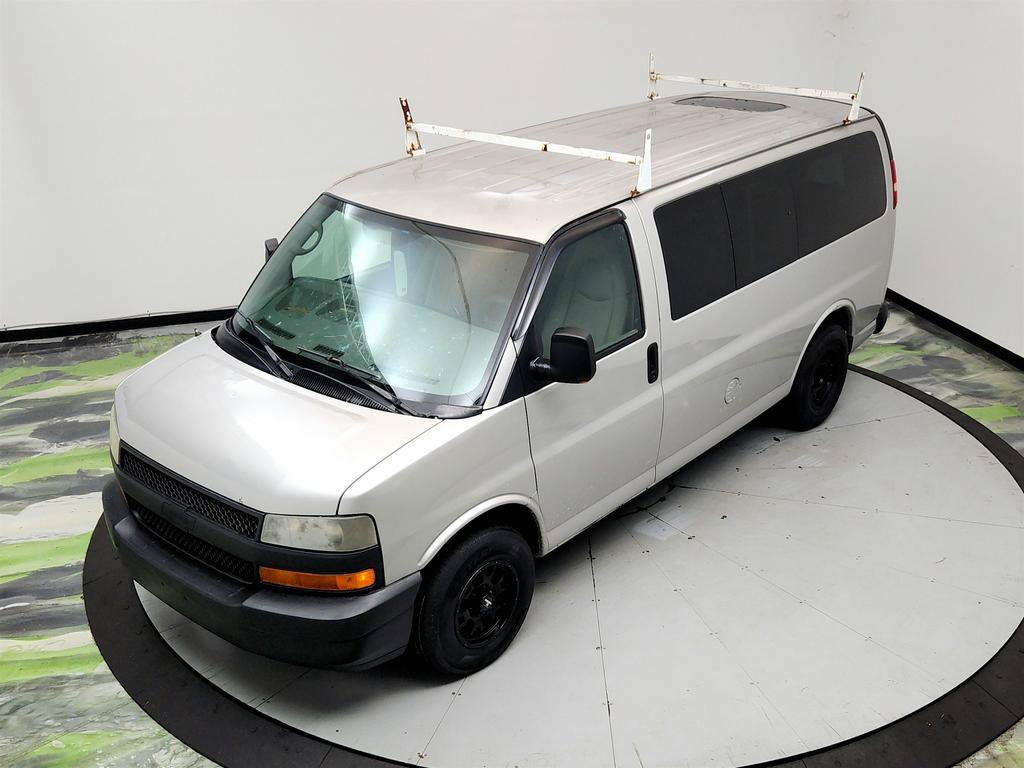 Used 2007 Chevrolet Express 1500 AWD Passenger w/ LT Preferred Equipment Group image 24