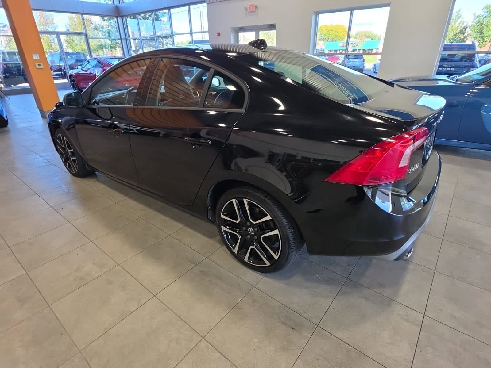 Used 2018 Volvo S60 T5 Dynamic w/ Protection Package AWD/4WD image 11