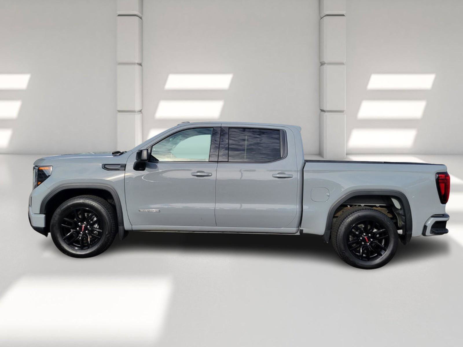 Used 2024 GMC Sierra 1500 Elevation image 4