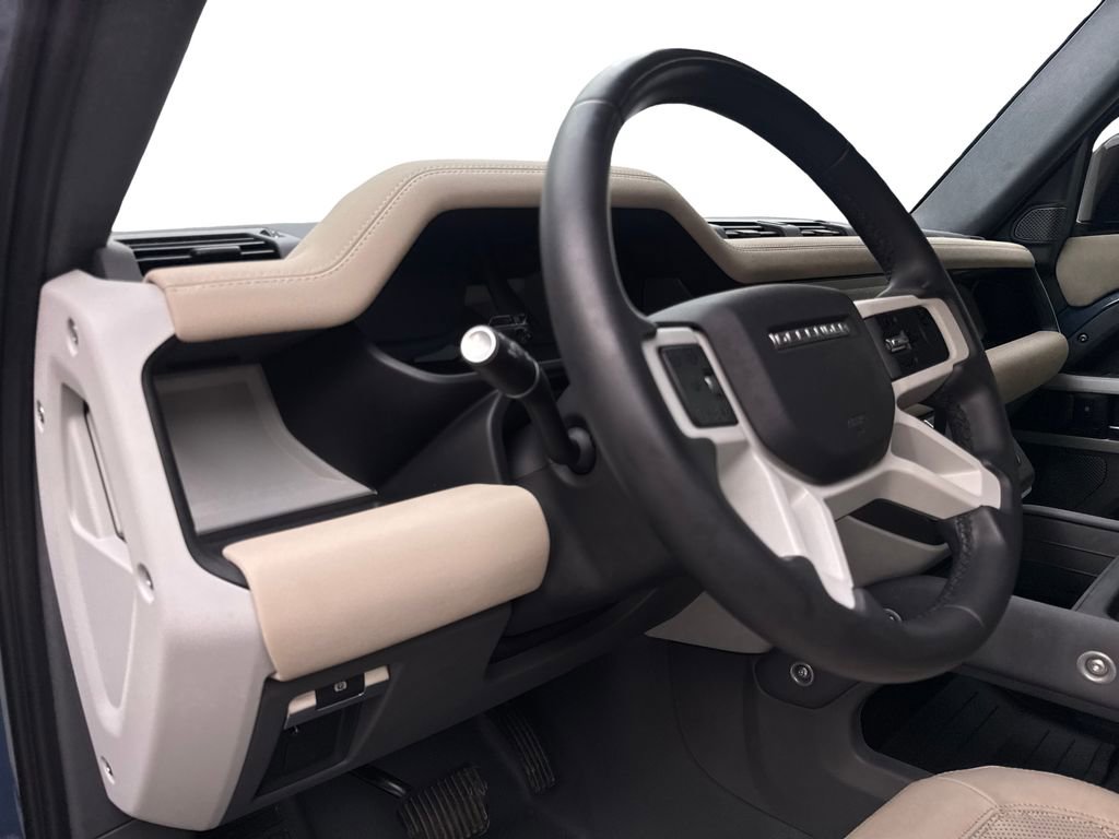 Used 2023 Land Rover Defender 110 SE AWD/4WD image 51