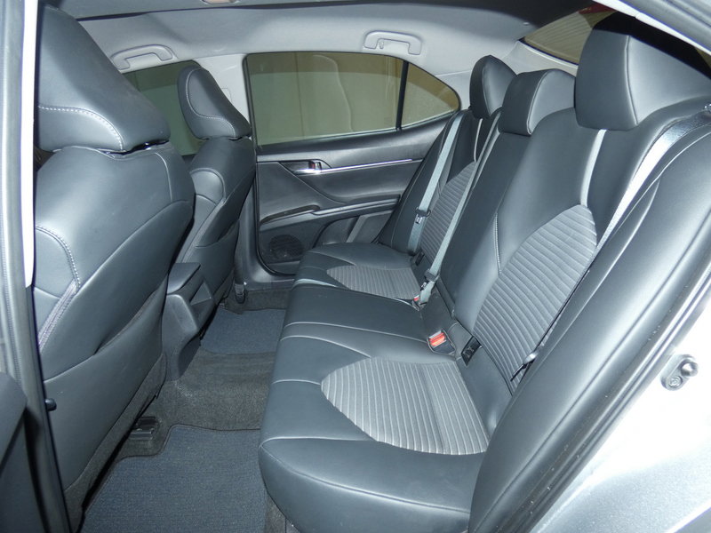 Used 2024 Toyota Camry SE image 20