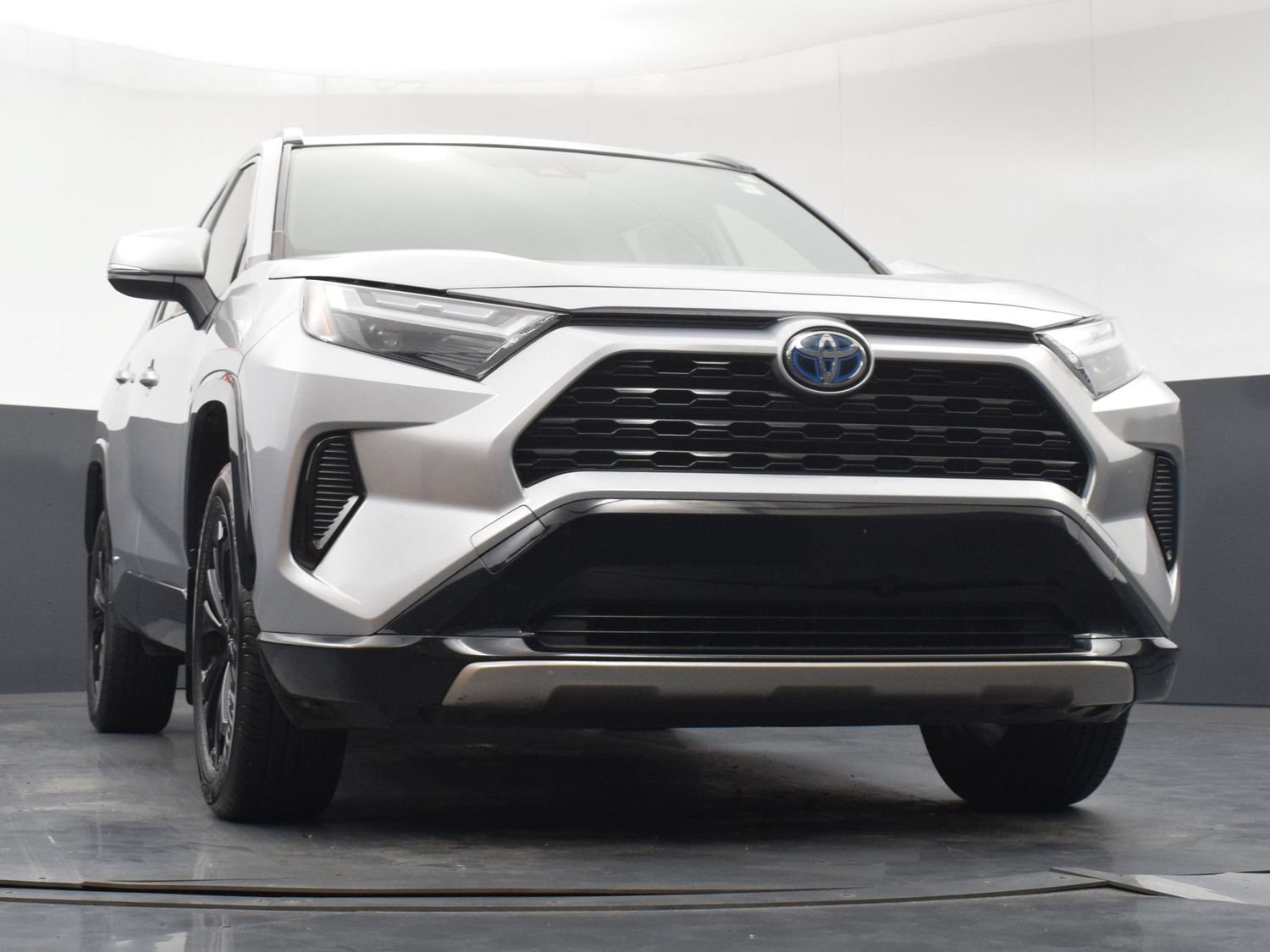 Used 2022 Toyota RAV4 SE AWD/4WD image 28