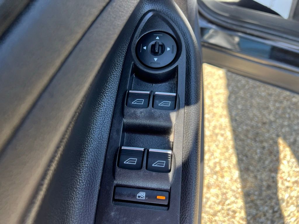 Used 2018 Ford Escape Titanium FWD image 24