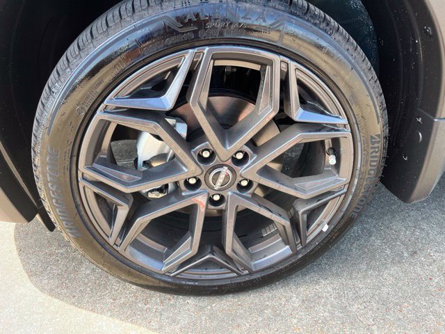 Certified 2025 Nissan Kicks SR AWD/4WD image 8