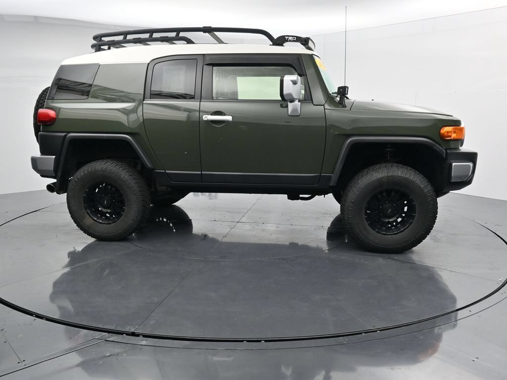 Used 2012 Toyota FJ Cruiser 4WD w/ Convenience Pkg image 9