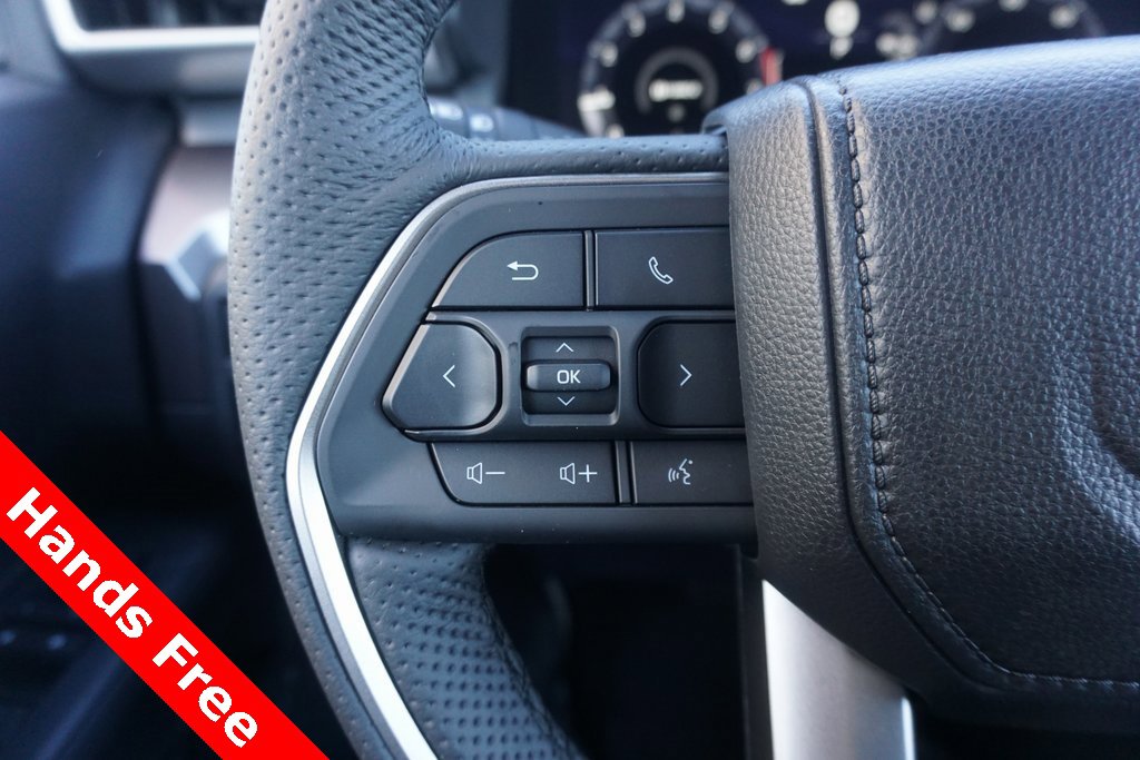 New 2025 Toyota Tacoma TRD Off-Road image 4