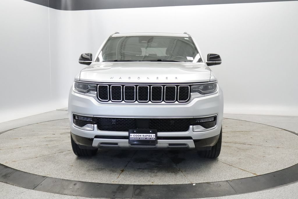 Certified 2024 Jeep Wagoneer Series II w/ Flexible Seating Group AWD/4WD image 11