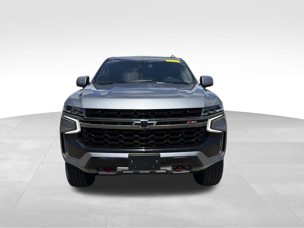 Used 2022 Chevrolet Tahoe Z71 w/ Luxury Package AWD/4WD image 8