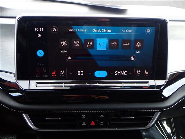 Used 2024 Volkswagen Atlas Cross Sport SE image 19