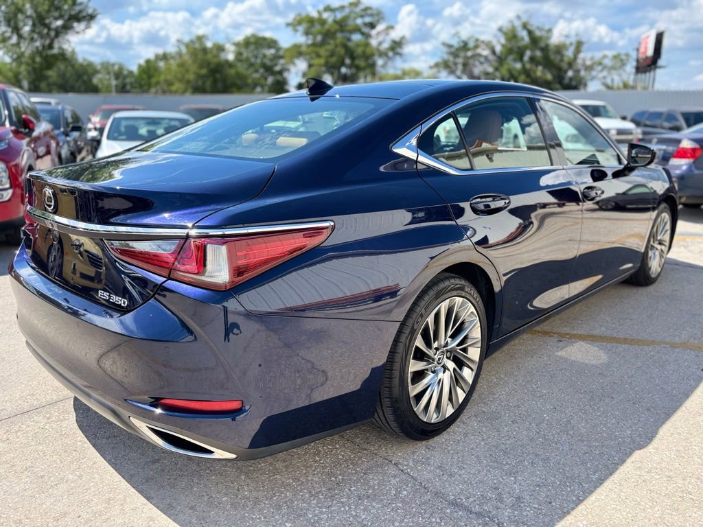 Used 2019 Lexus ES 350 Luxury w/ Accessory Package 2 FWD image 5